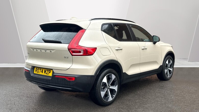 Volvo XC40 2.0 B3P Plus Dark 5dr Auto Petrol Estate